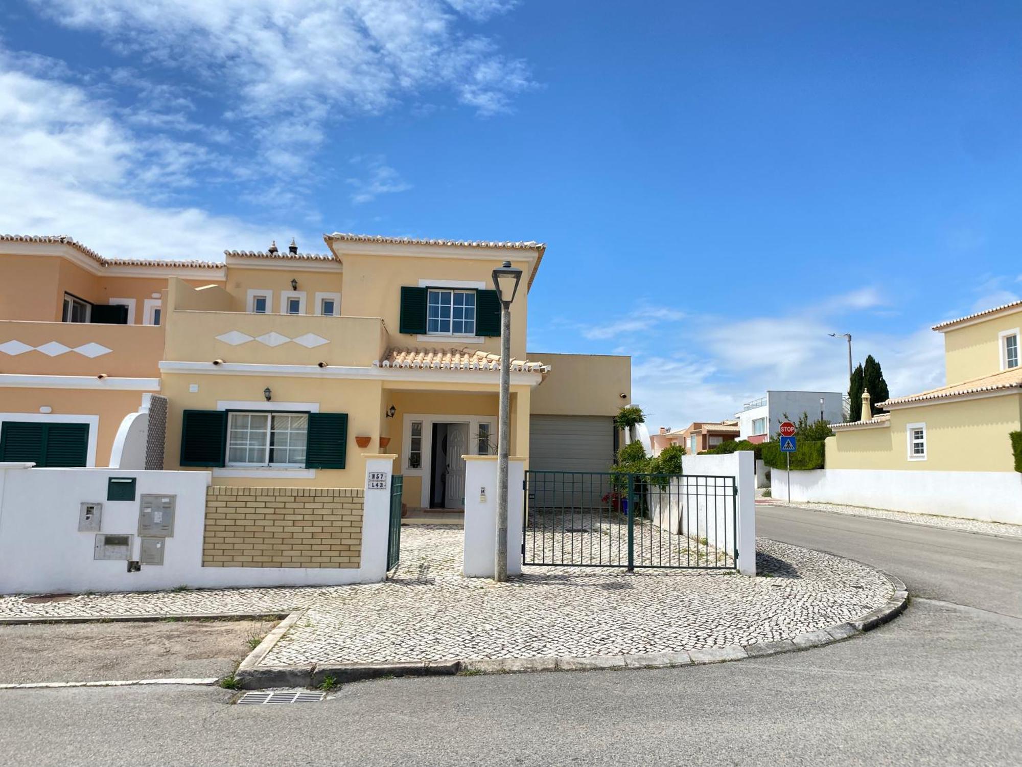 Porto De Mos Family House Holiday home Lagos