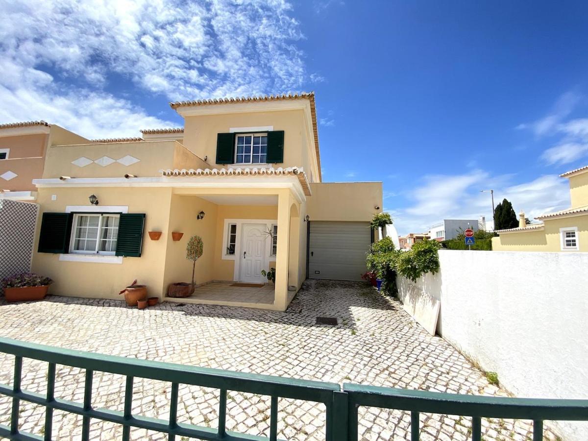 Holiday home Porto De Mos Family House *
